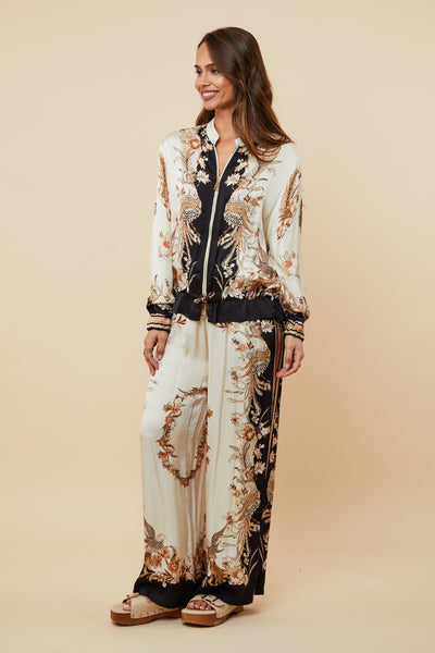 https://cdn.shopify.com/s/files/1/0777/4263/7388/files/9088_NOIR-1235.jpg?v=1743154434