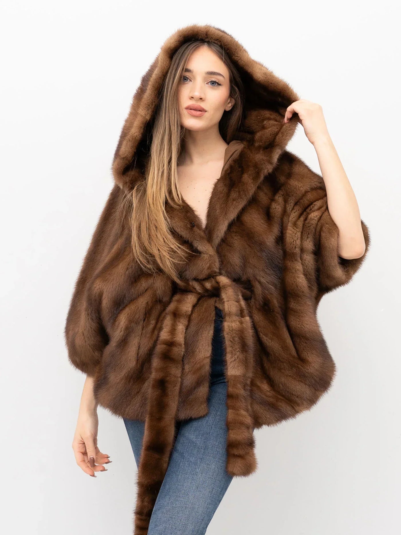 FREYA – Faux Fur Coat