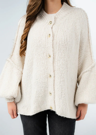 Orlia – Oversized Knit Sweater