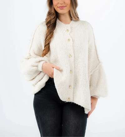 Orlia – Oversized Knit Sweater