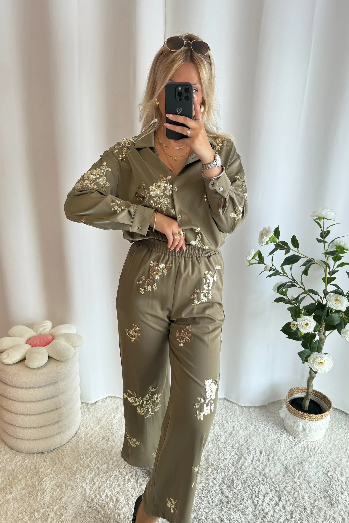 Bloom Chic Casual Outfit